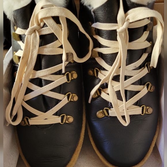 New 41 F-troupe Crepe Sole, Hiking, Black Fur Sheep Boots. - Picture 4 of 12